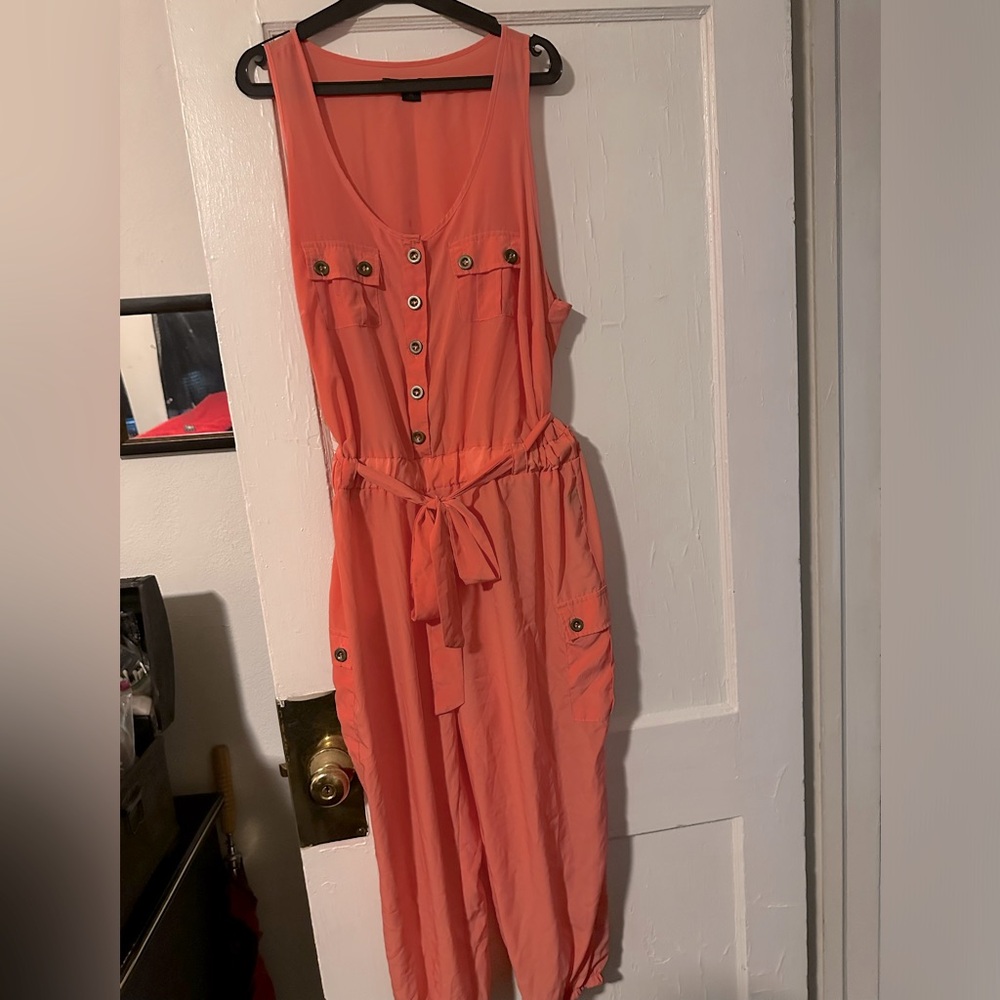 Women’s silk like jumper w/belt